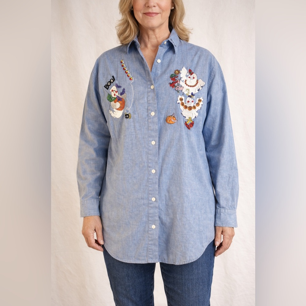 Vintage Whitefish Bay Halloween Embroidered Ghost‎ Chambray Shirt Womens Small